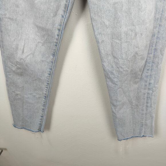 Levis Wedgie Icon Fit Jeans Womens 27 Light Wash Preppy Button Fly Boho Straight - Picture 6 of 13